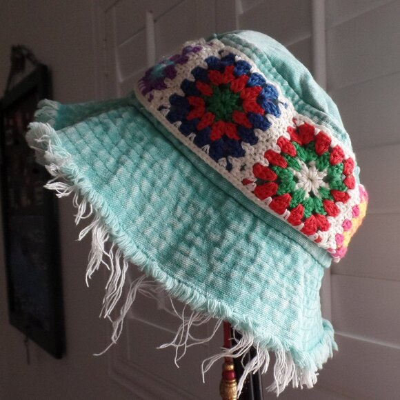 Upcycled Bucket Hat Granny Squares Frayed Canvas Turquoise Denim Cap NWOT - Picture 3 of 7